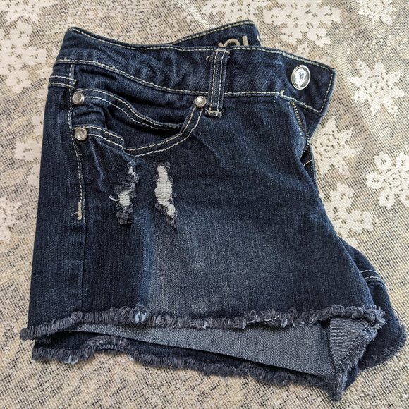 Rue 21 Denim Distressed Shorts Dark Blue Accentuated w/Bling - size 7/8 - Picture 11 of 12